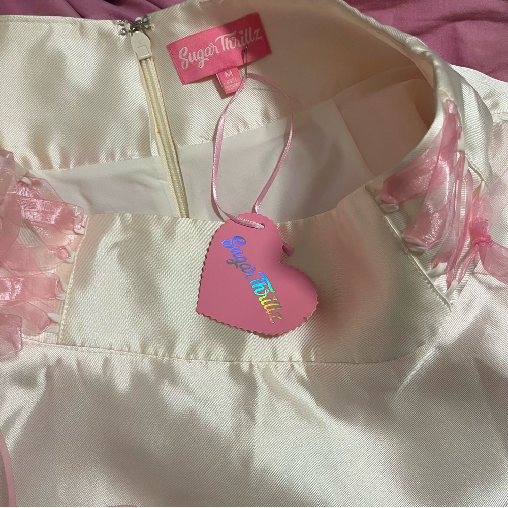 NWT - Sugar Thrillz Cream & Pink Puffy Lace Up Mini Skirt - M - Picture 5 of 8